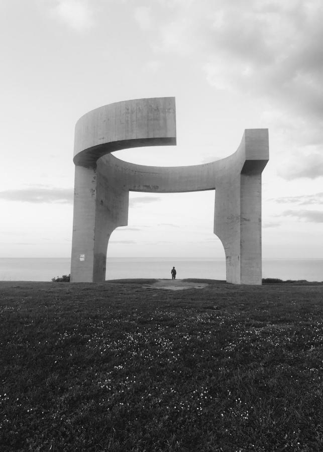 Art & Design - Espacioso Piso En Gijon Centro Eksteriør bilde